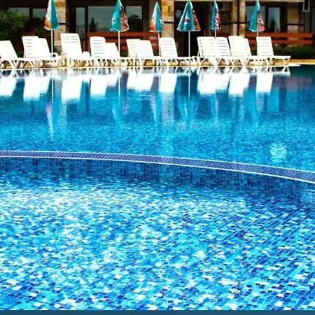 Gardenia Hills Sunny Beach